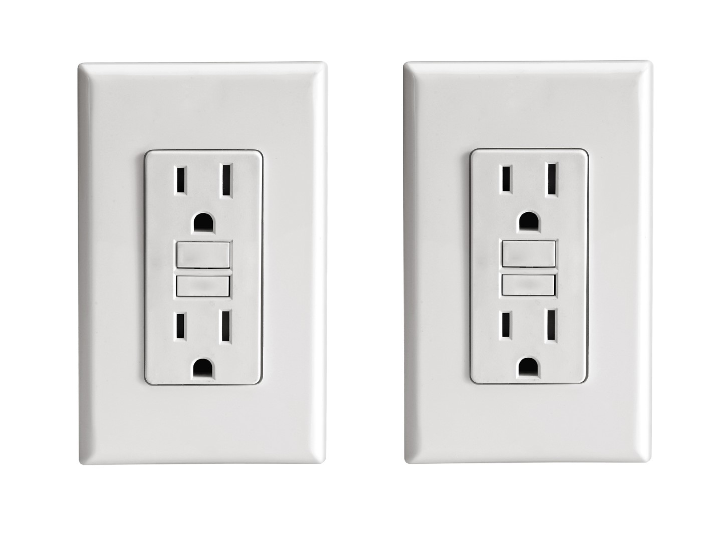 Two white, up-to-date grounded outlets.